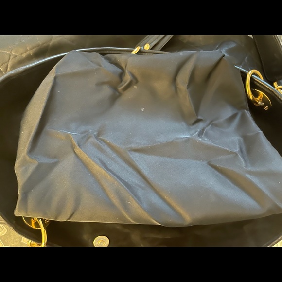 CHRISTIAN DIOR
Quilted Cannage Large Chain Tote - Picture 8 of 15